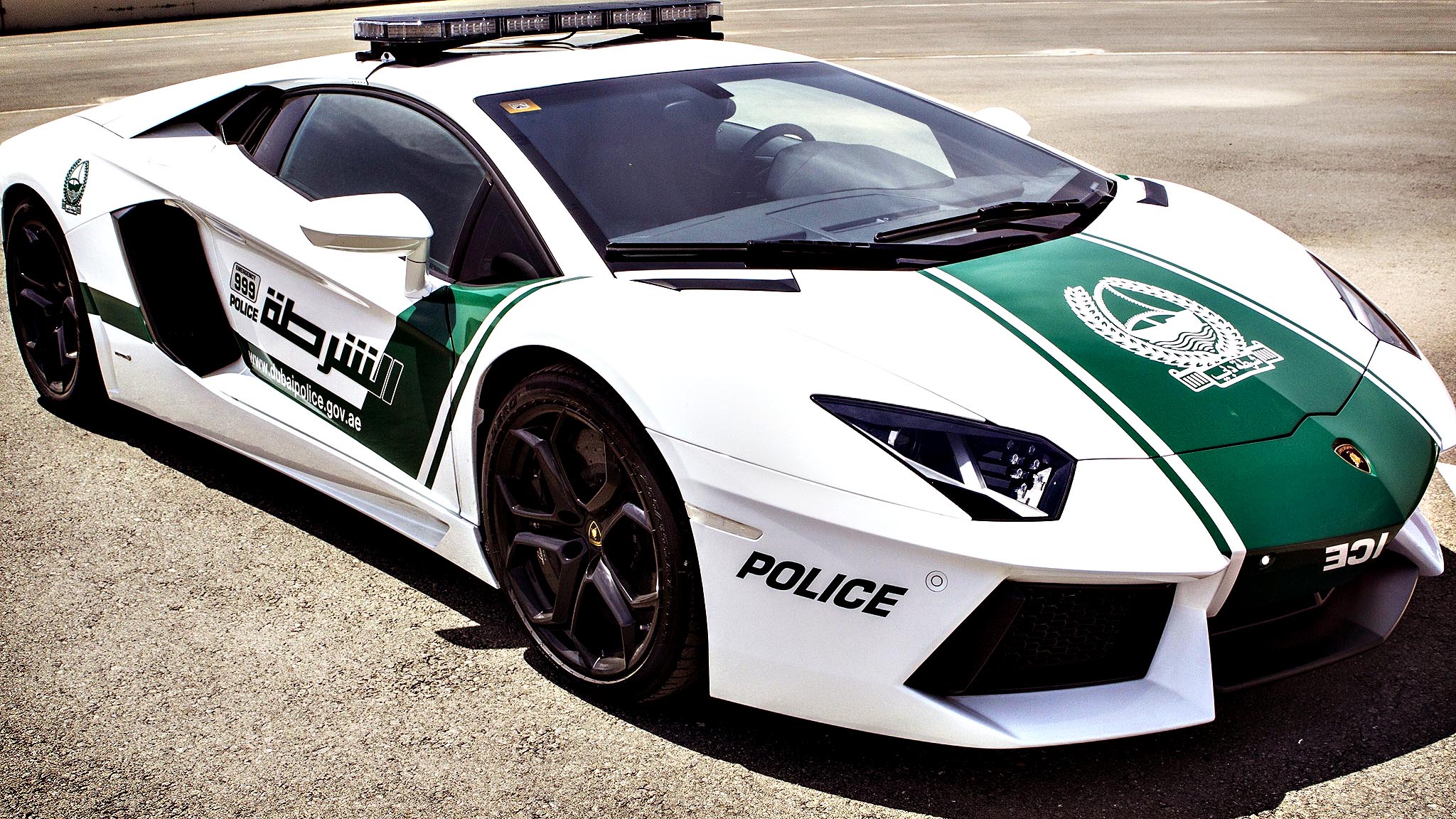 Dubai Police - Lamborghini